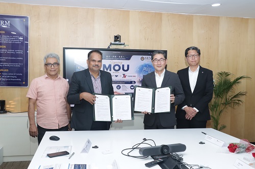 SRM University-AP Signs an MOU with Technosmile to Facilitate Educational, Cultural and Professional Exchange